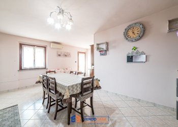 Independent house Casalgrasso - photo 12