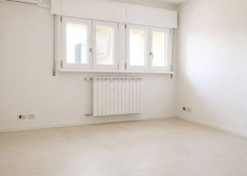 Camera da letto - Appartamento via Luigi Bodio, 20, Roma - foto 14
