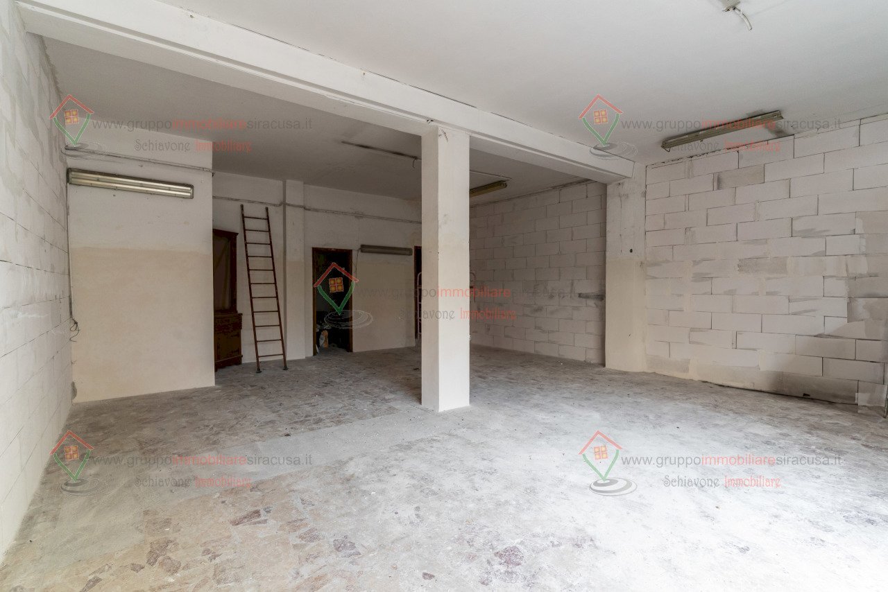 RIC01622-Modifica.jpg - Box Siracusa - foto 3