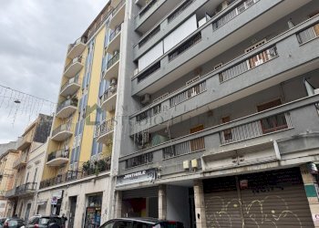 IMG_7552.jpeg - Locale Commerciale VIA MANZONI  161 a, Bari - foto 1