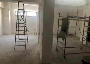 WhatsApp Image 2023-01-24 at 11.41.49 (4).jpeg - Locale Commerciale VIA MANZONI  161 a, Bari - foto 5