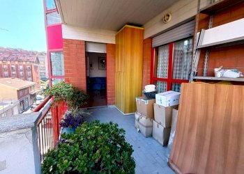 TERRAZZO ESTERNO - Appartamento Via Villarbasse 32, Torino - foto 9