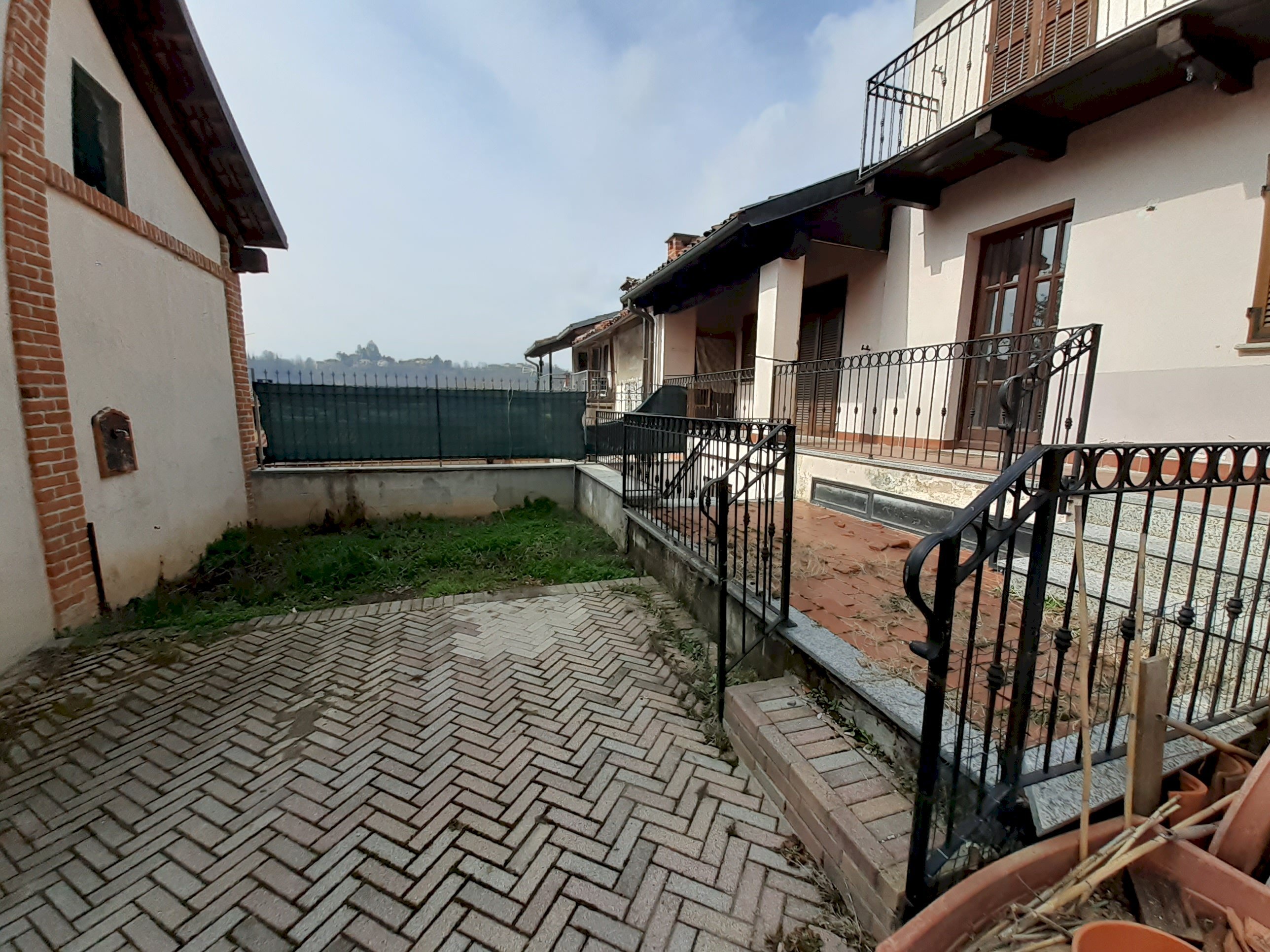 Semi-detached house Castelnuovo Don Bosco - photo 2