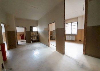 Negozio via Ezio Parolo, 40, Sondrio - foto 12