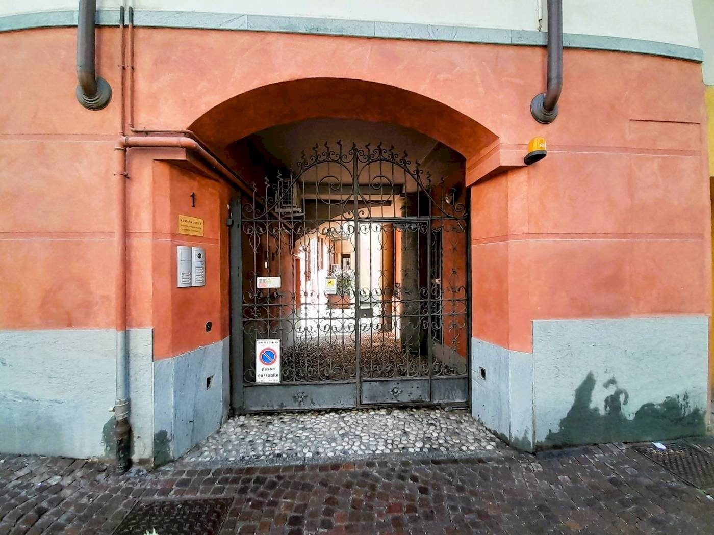 Box via Giovanni Gavazzeni, 1, Sondrio - photo 2