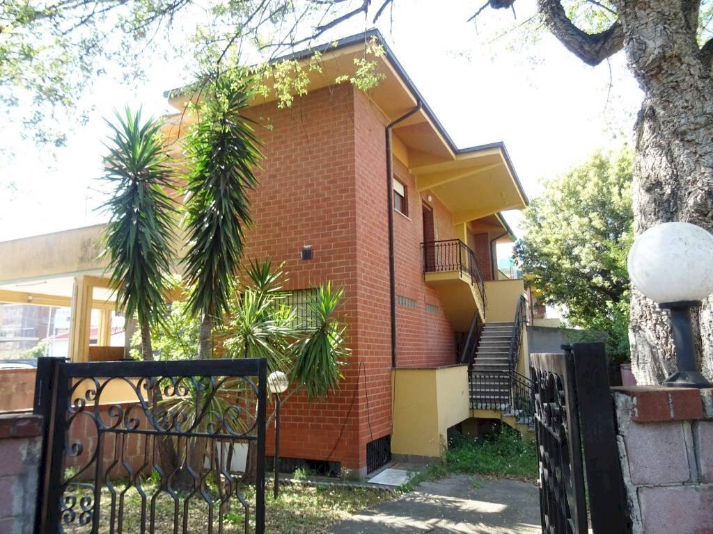 Facciata - Four-room apartment via Ardeatina, 273B, Anzio - photo 3