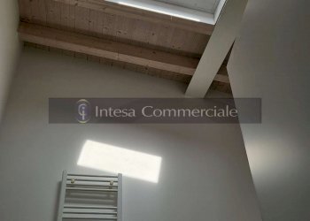 LUCERNARIO BAGNO - Villa Unifamiliare Collebeato - foto 14