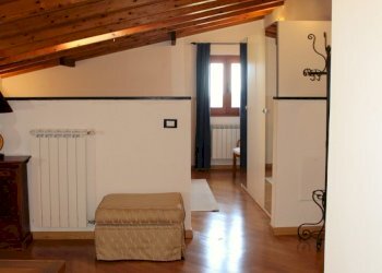 008 - Soggiorno.JPG - Three-room apartment Uscio - photo 5