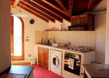 009 - cucina.JPG - Three-room apartment Uscio - photo 6