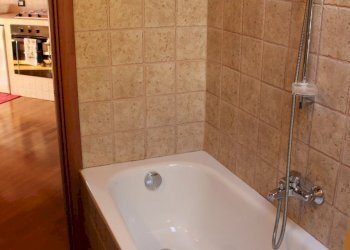 018 - bagno.JPG - Three-room apartment Uscio - photo 15