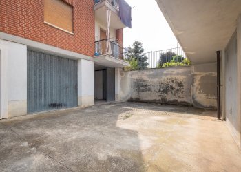 Magazzino Via Giambattista Gorla, 14, Saluzzo - foto 2