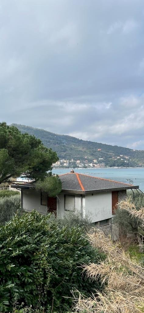 ac368e8f-b13f-490e-8a0a-b643cc81ac8c.jpg - Villa Portovenere - foto 3