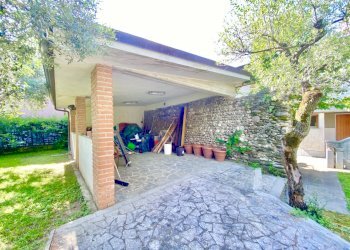 IMG_4638.JPG - Villa Seravezza - foto 3