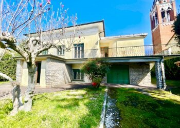 IMG_2846.jpg - Villa Camaiore - foto 1