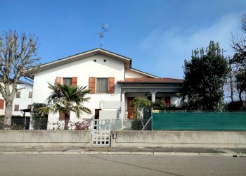 Villetta Bagnacavallo - foto 1