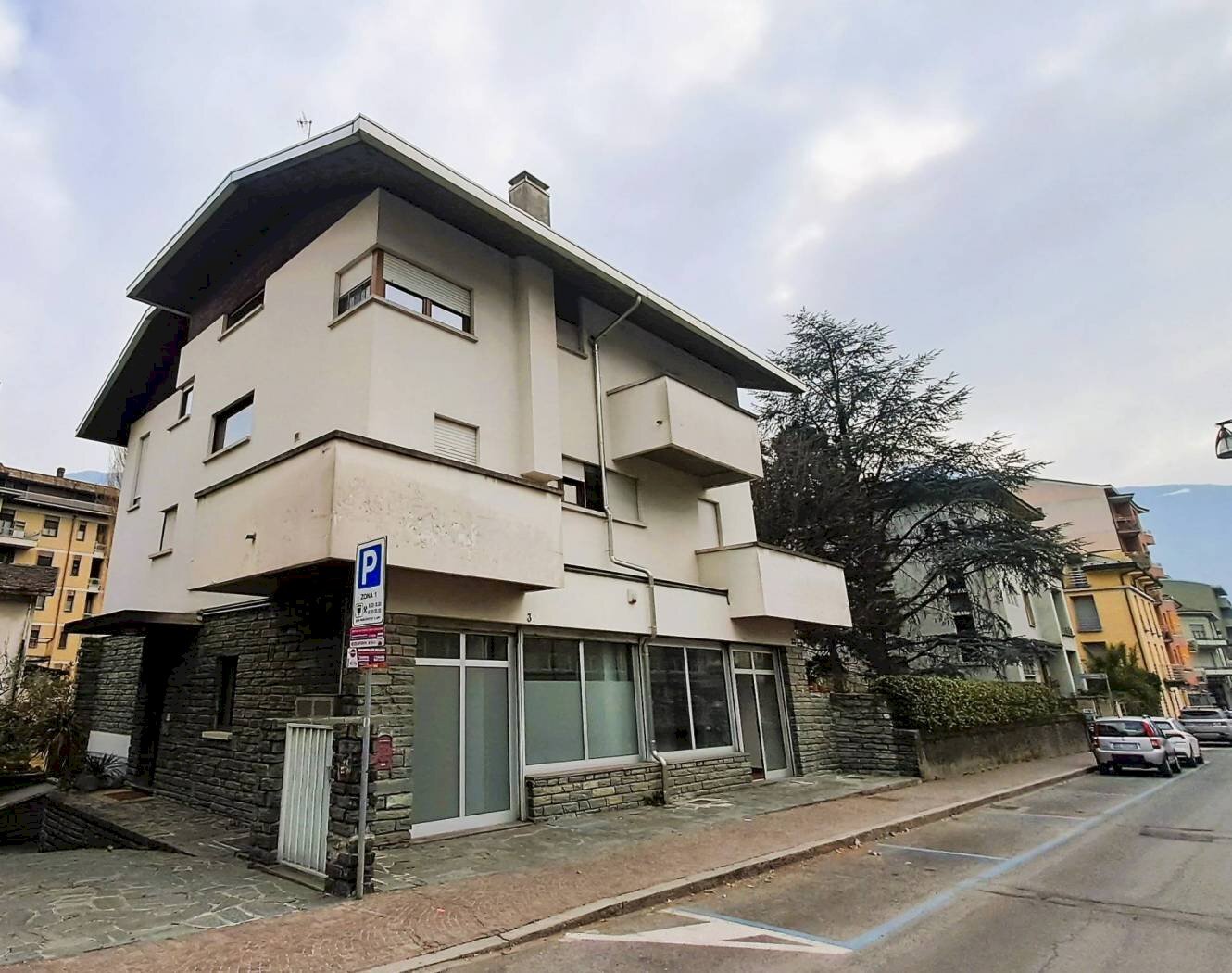 Shop Lungomallero Luigi Cadorna, 33, Sondrio - photo 3