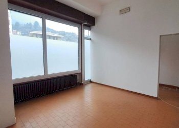 Shop Lungomallero Luigi Cadorna, 33, Sondrio - photo 5