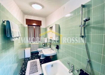bagno - Villa via Giuseppe Garibaldi, 2, Orino - photo 21