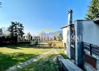 giardino - Villa via Giuseppe Garibaldi, 2, Orino - foto 24