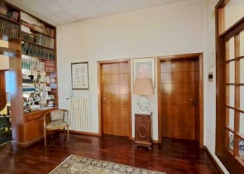 IMG-20230223-WA0019.jpg - Villa Pesaro - foto 11