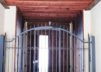 Ingresso - Two-room apartment via San Francesco d'Assisi, Brescia (neighborhood Centro Storico) - photo 19