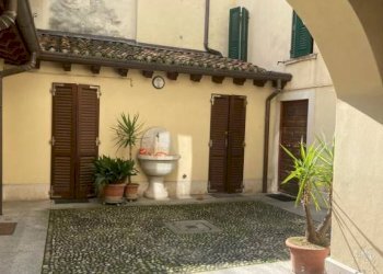Cortile interno - Two-room apartment via San Francesco d'Assisi, Brescia (neighborhood Centro Storico) - photo 26