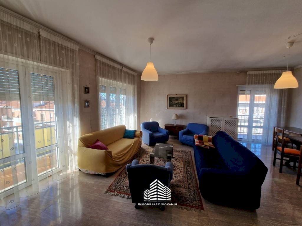 Salone - Non-buildable land via Crimea, 32, Bra - photo 3