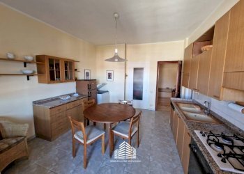 cucina - Non-buildable land via Crimea, 32, Bra - photo 7