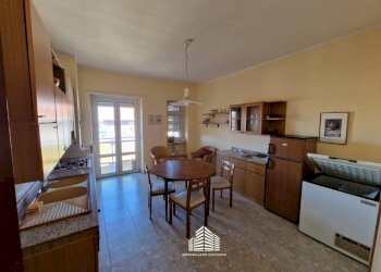 cucina - Non-buildable land via Crimea, 32, Bra - photo 9