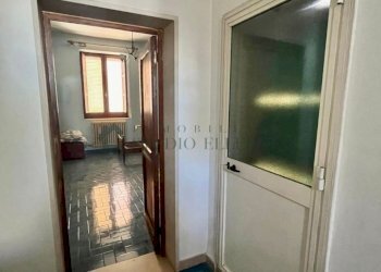 vano scale - Villa Piazza Ingegner Nicola Andriola 3, Sannicandro di Bari - foto 27