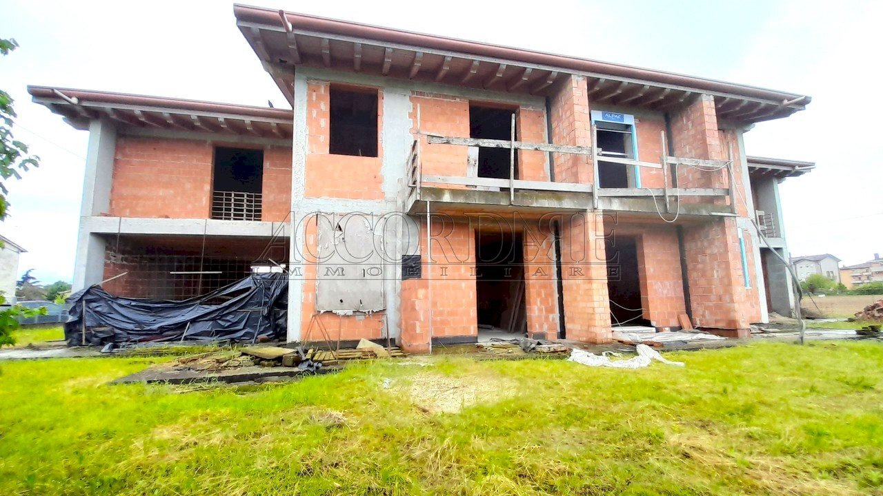 20240424_142736.jpg - Casa indipendente Piazzola sul Brenta - foto 1