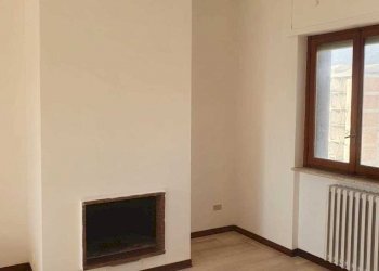 WhatsApp Image 2023-02-15 at 18.20.12(10).jpeg - Appartamento Via Francesco Cileaia cilea, Lamezia Terme - foto 2