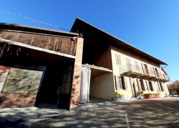 Farmhouse Albugnano - photo 2