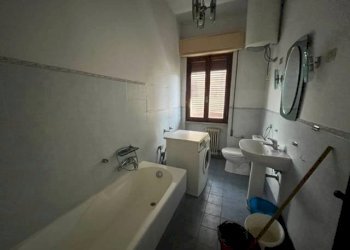 Quadrilocale Via Podenzana, Massa - foto 9