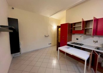 Cucina - Bilocale piazza Silvio Pellico, 22, Chieri - foto 3