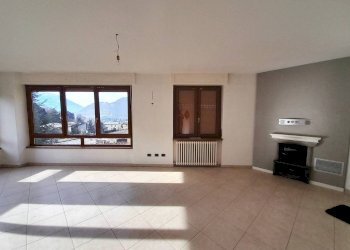 Quadrilocale via San Francesco, 66, Montagna in Valtellina - foto 8