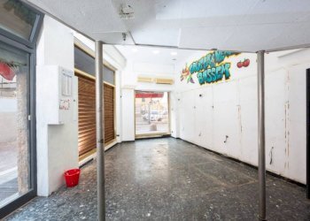 Interno - Negozio via Tomaso Ponsello, 2r, Genova (zona Bolzaneto) - foto 9