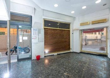 Interno - Negozio via Tomaso Ponsello, 2r, Genova (zona Bolzaneto) - foto 5