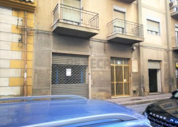 IMG_20210112_125829 (1024x768).jpg - Locale Commerciale corso vittorio emanuele 12, Caltanissetta - foto 1