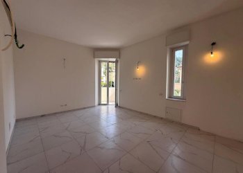 PHOTO-2026-04-02-11-12-58 (8).jpg - Four-room apartment V.le hanbury, Alassio - photo 26