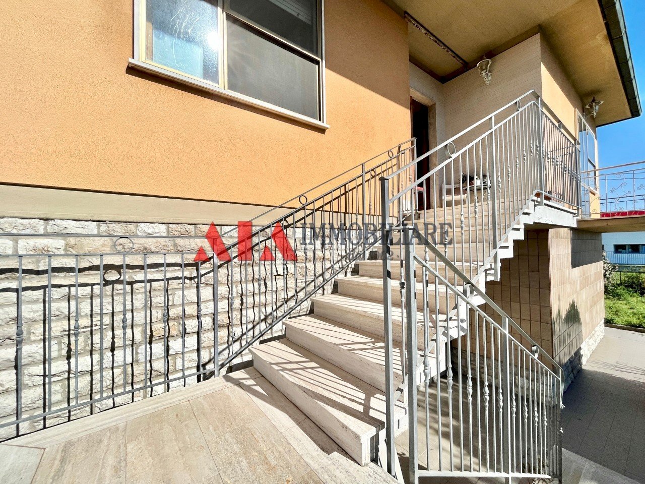 Scala esterna - Villa Via del Popolo, Pontedera - photo 3