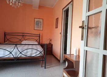 camera - Bilocale via Cesare Battisti, 2, Besozzo - foto 14