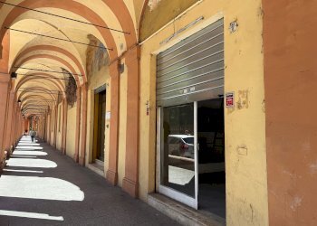 Negozio via Saragozza, 181, Bologna (zona Saragozza) - foto 1