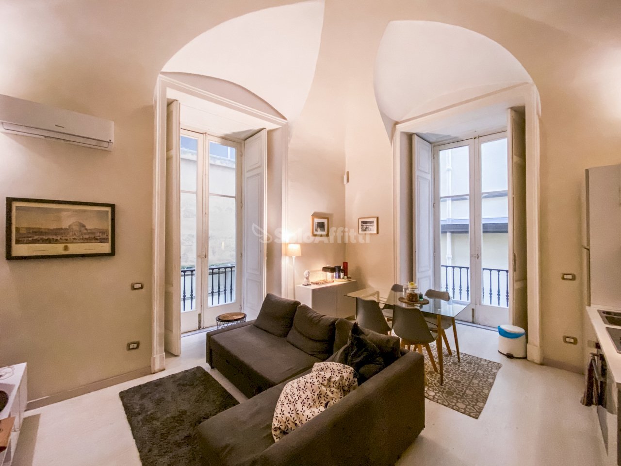 salone con angolo cottura - Two-room apartment Vico San Severino, Napoli - photo 1