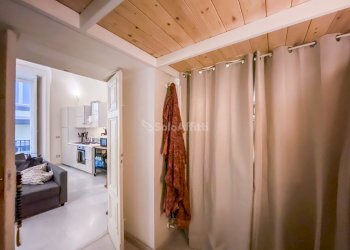disimpegno con cabina armadio - Bilocale Vico San Severino, Napoli - foto 9