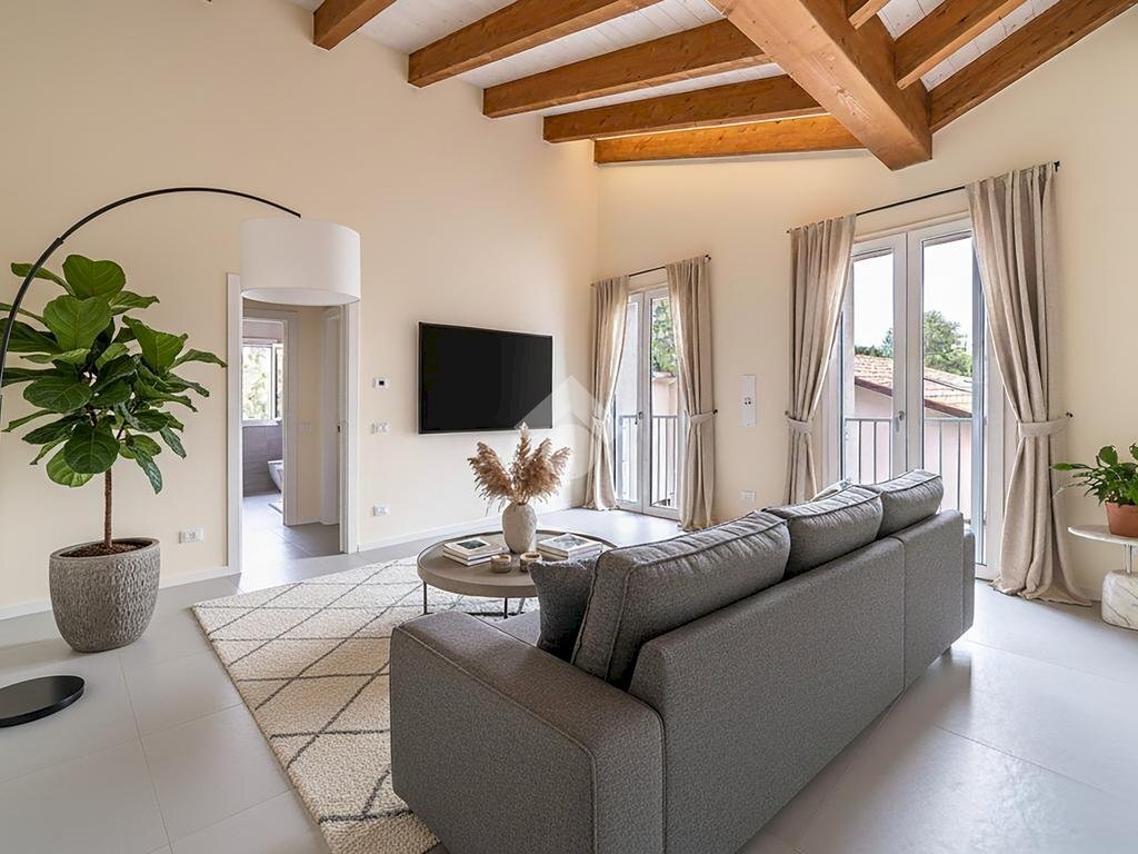 Attic Via Radici in Piano, Formigine - photo 2