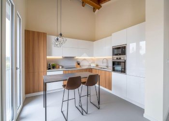 Attic Via Radici in Piano, Formigine - photo 2