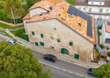 Loft Via Radici in Piano, Formigine - foto 1