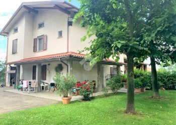 Casa indipendente Via Casa Gianaroli, Pavullo nel Frignano - foto 1