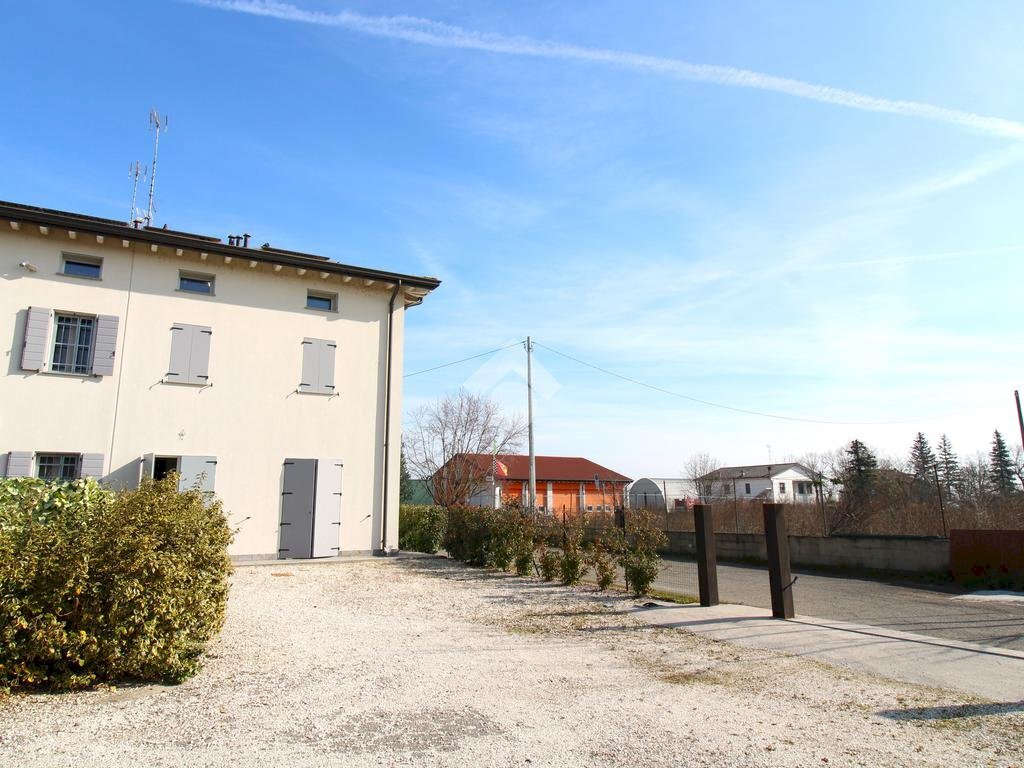 Casa semi indipendente Via massara, Mirandola - foto 3
